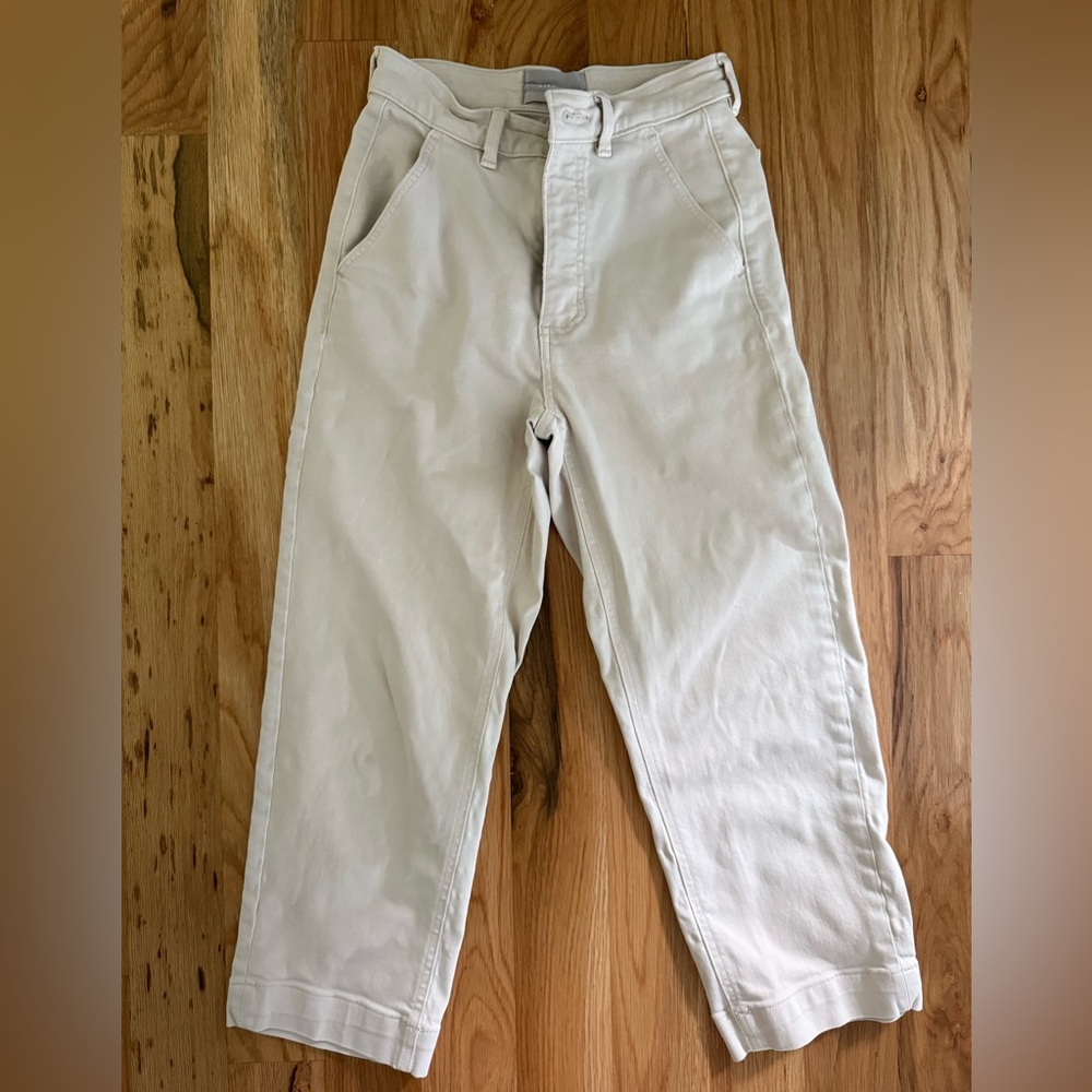 Everlane Ivory Straight Leg Crop Pant (Short)